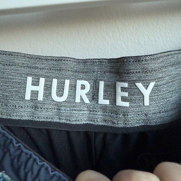 NWT Hurley Navy Floral Swim Shorts - Picture 6 of 11